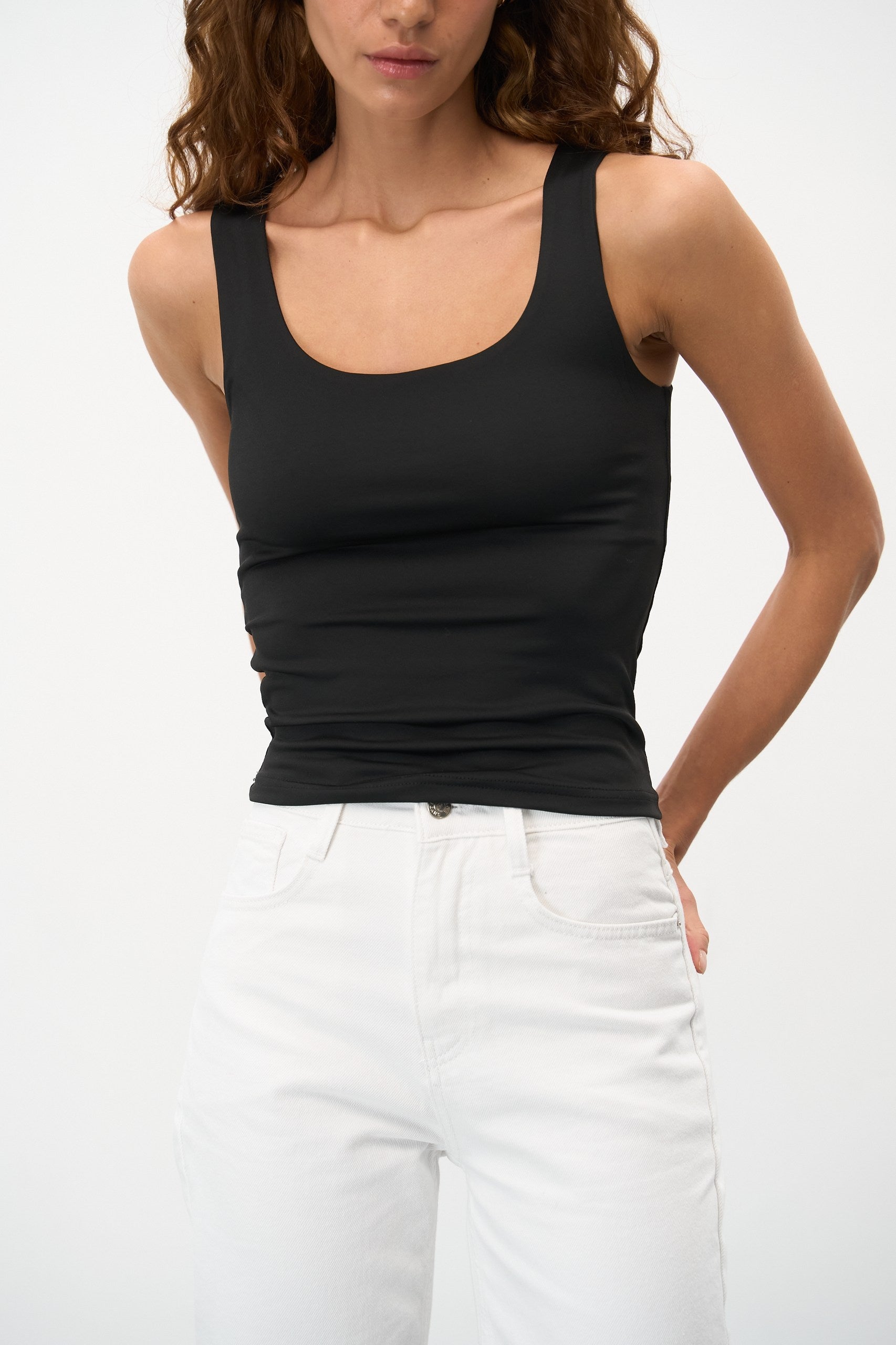 Black Basic Tank Top - SOLMAR