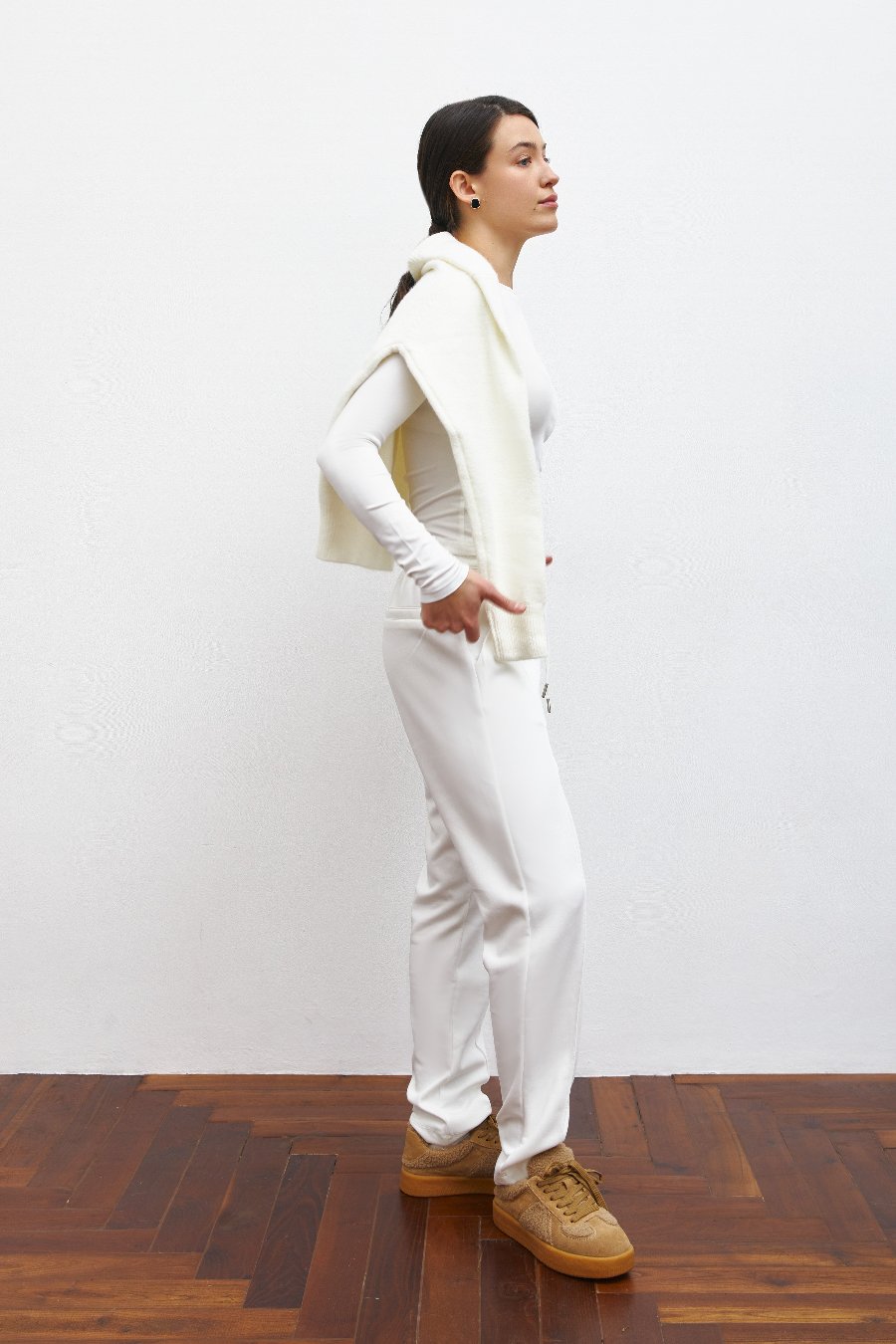 Classic White High Waist Cropped Pants - SOLMAR