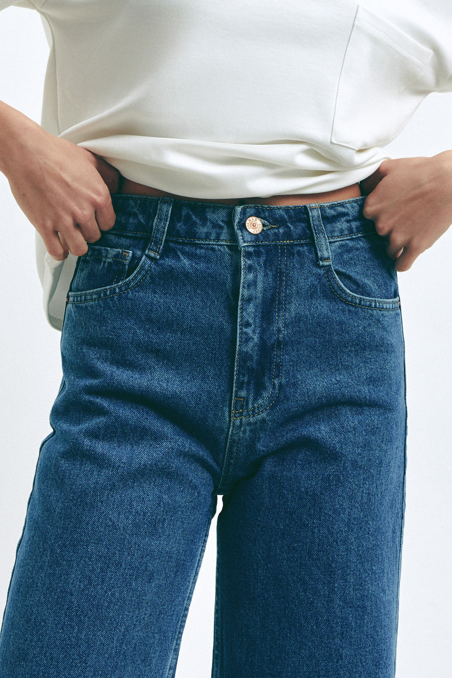 Blue WIDE LEG MID-RISE, FULL LENGTH Jeans - SOLMAR