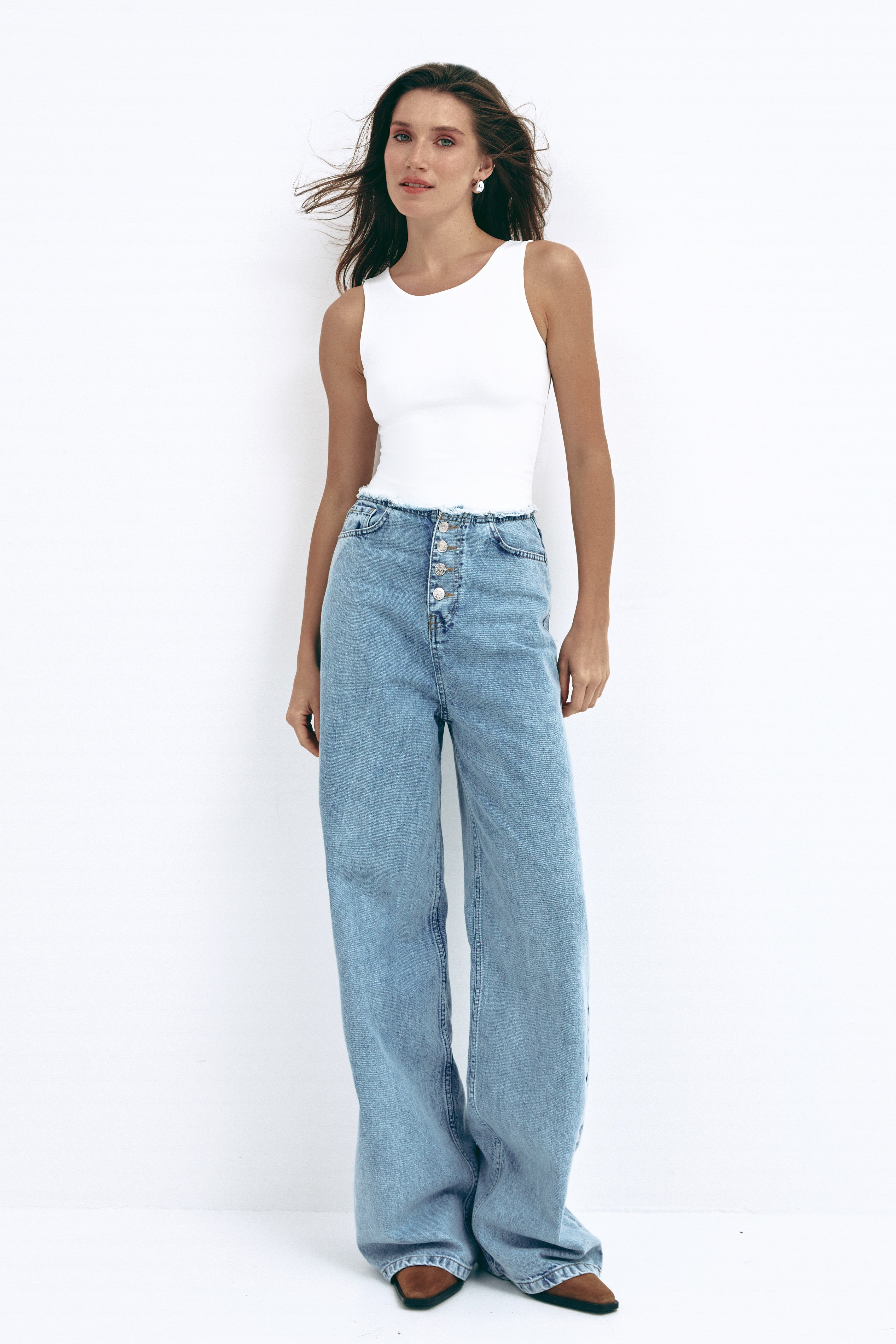 White Basic Sleeveless Bodysuit