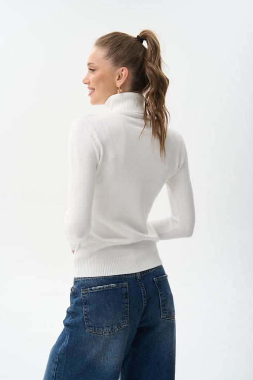 Turtleneck sweater in color white - SOLMAR