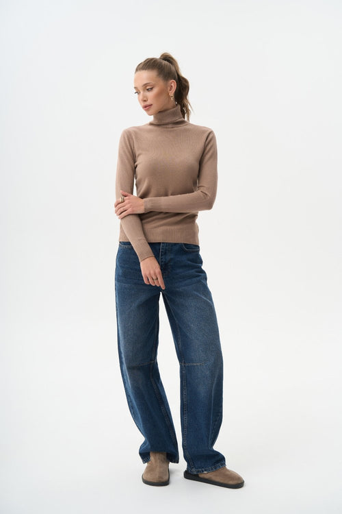 Turtleneck sweater in color milk chocolate - SOLMAR