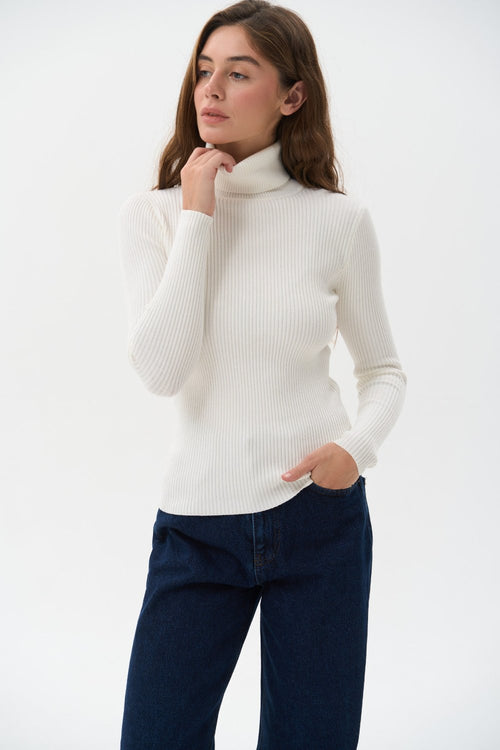 Ribbed turtleneck sweater in color white - SOLMAR