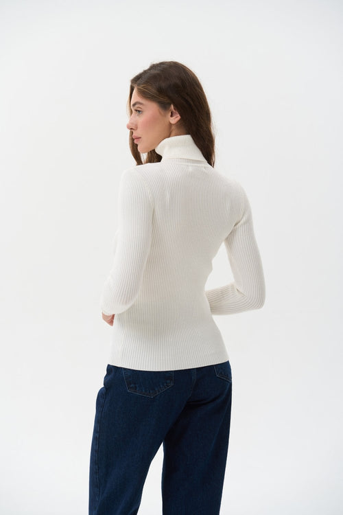 Ribbed turtleneck sweater in color white - SOLMAR