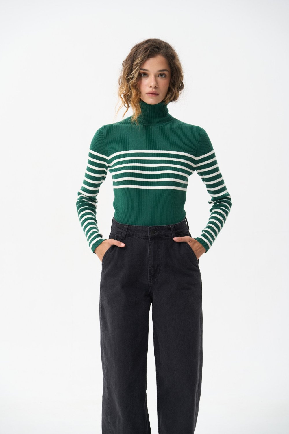 Green turtleneck sweater with a milky stripe - SOLMAR