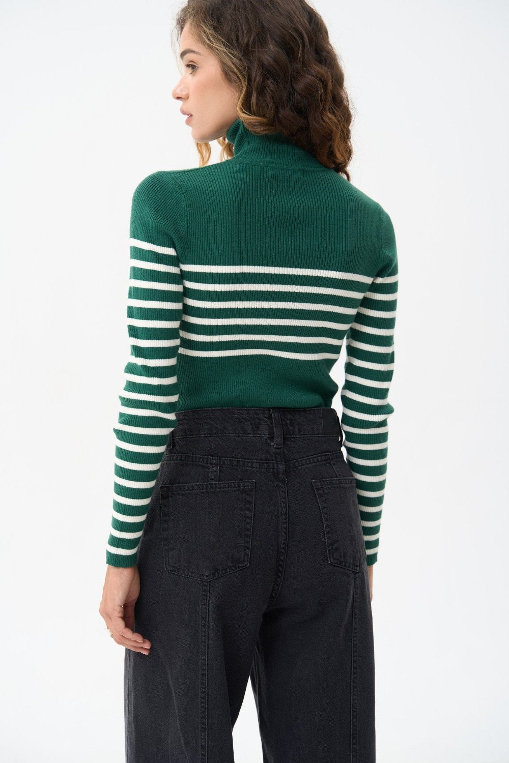 Green turtleneck sweater with a milky stripe - SOLMAR