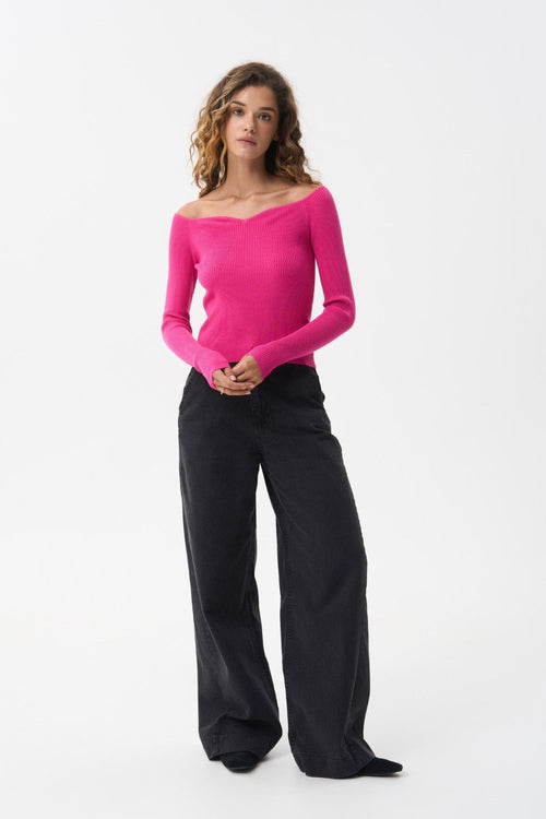 Magenta Pink Sweater with Curved Neckline - SOLMAR