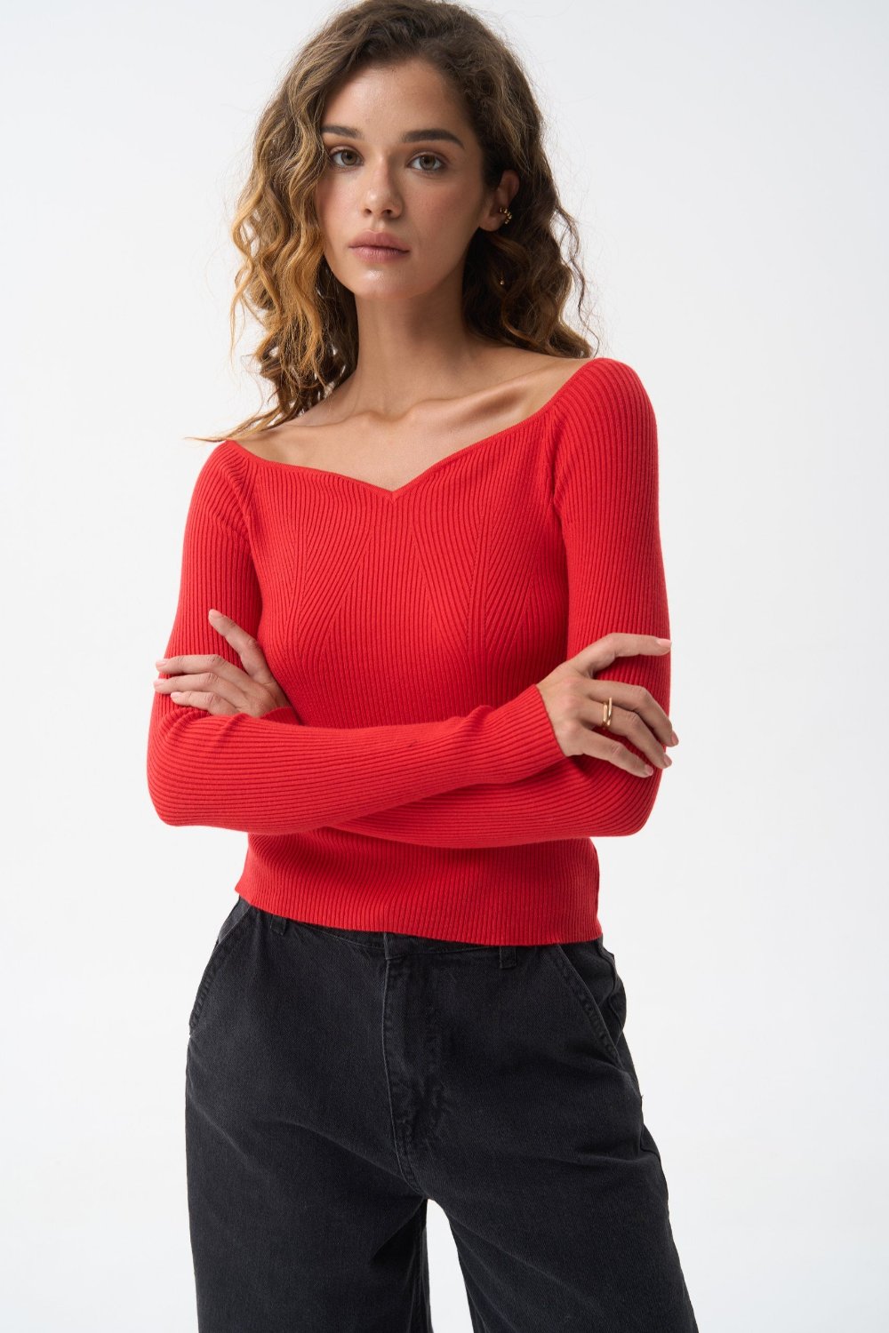 Spicy Red Sweater with Curved Neckline