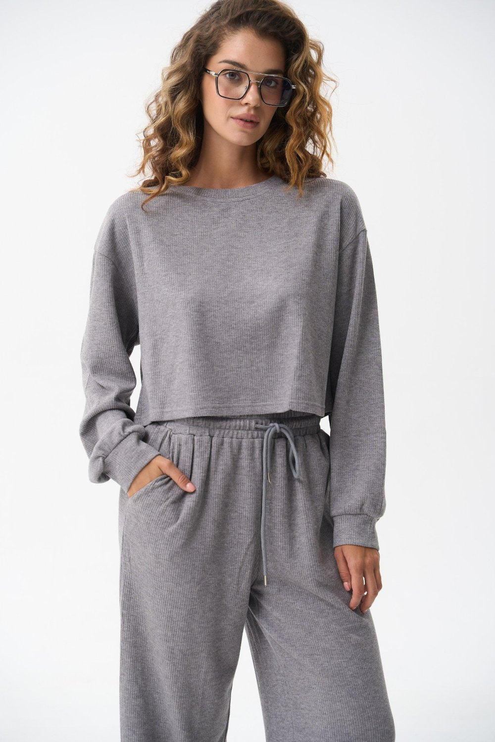 Grey Diamond Pattern Knit Sweater — SOLMAR