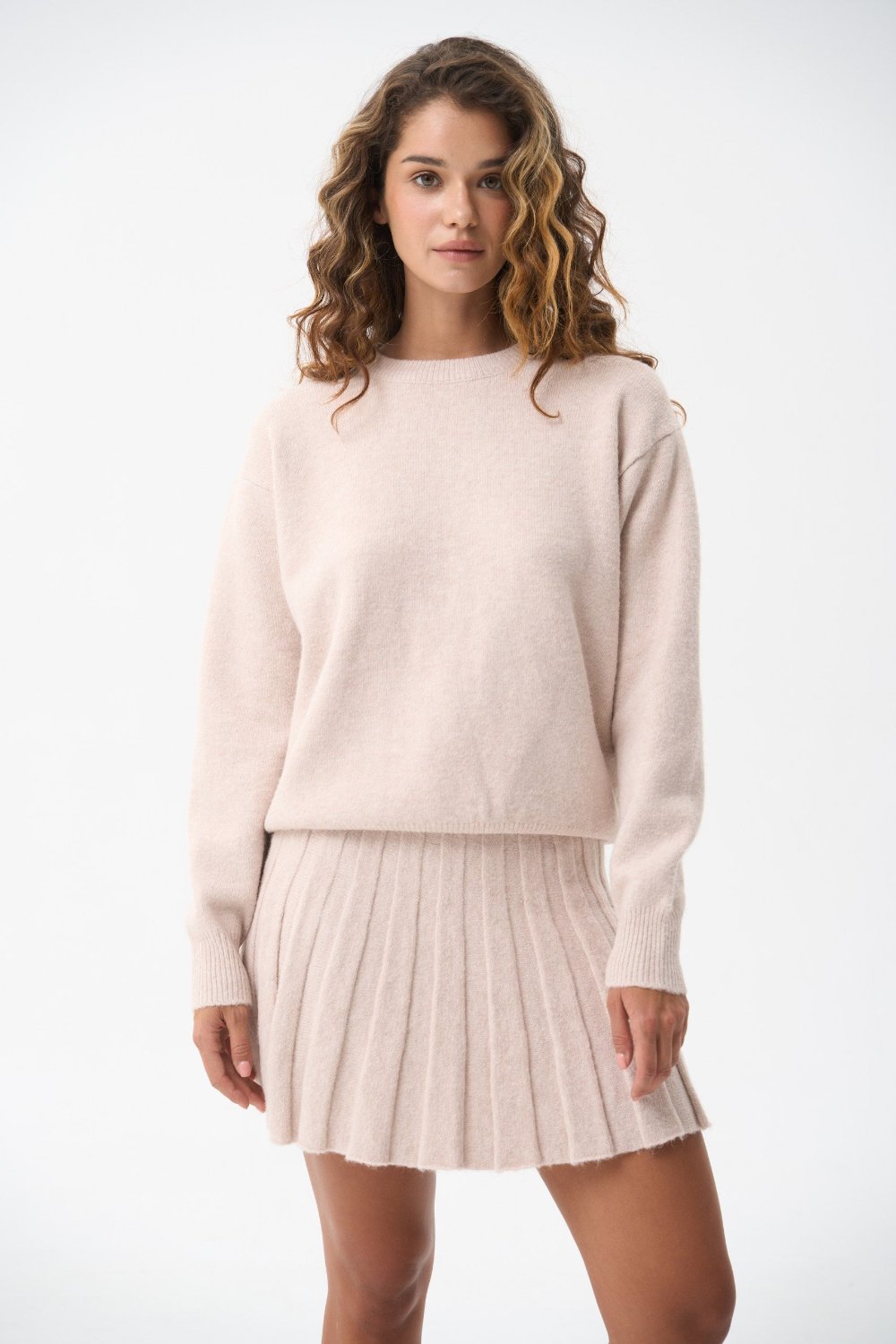 Wool sweater in color beige - SOLMAR