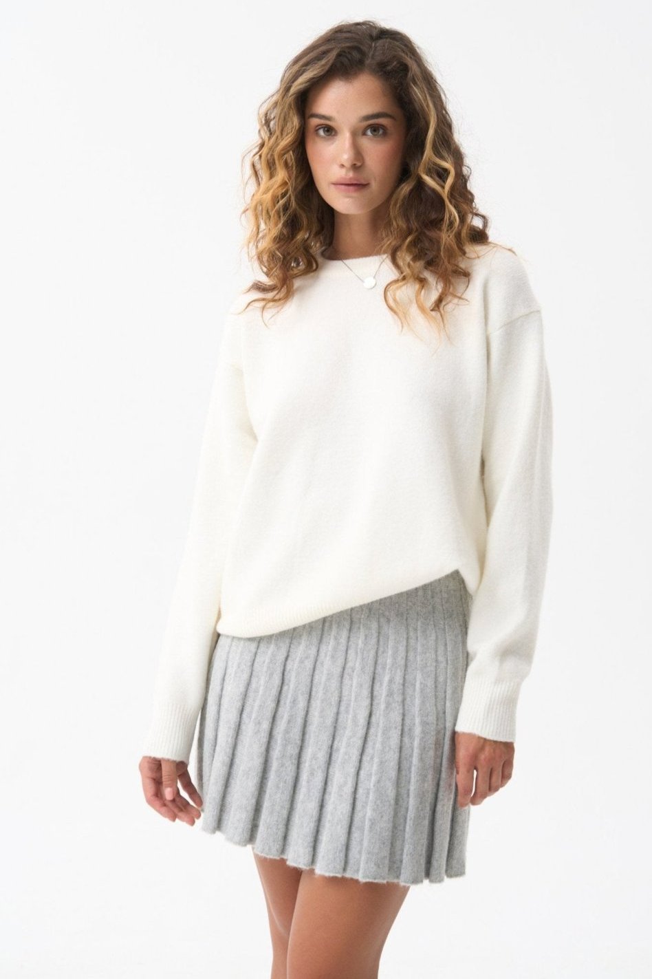 Wool sweaterin color milk - SOLMAR