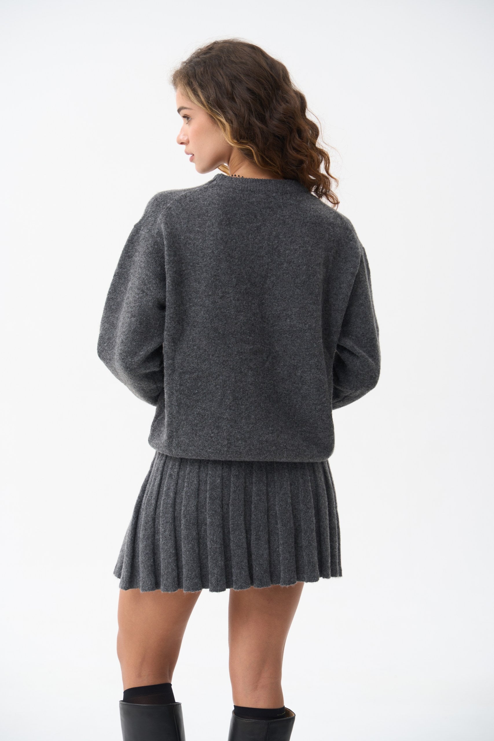 Wool sweater in color grey - SOLMAR