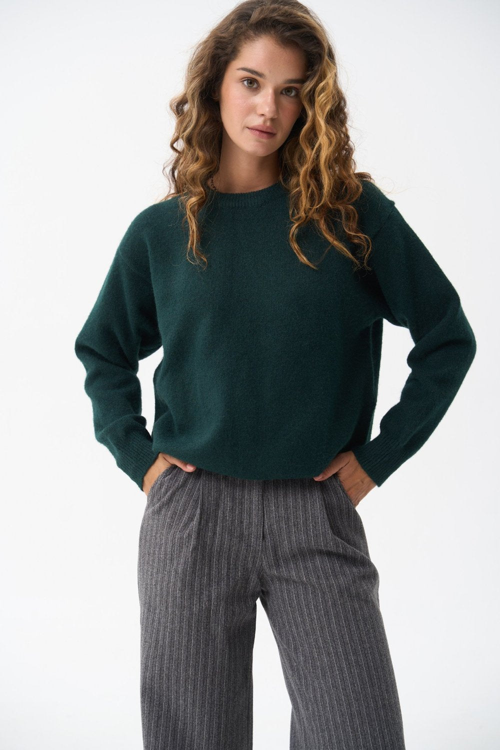 Wool sweater in color green