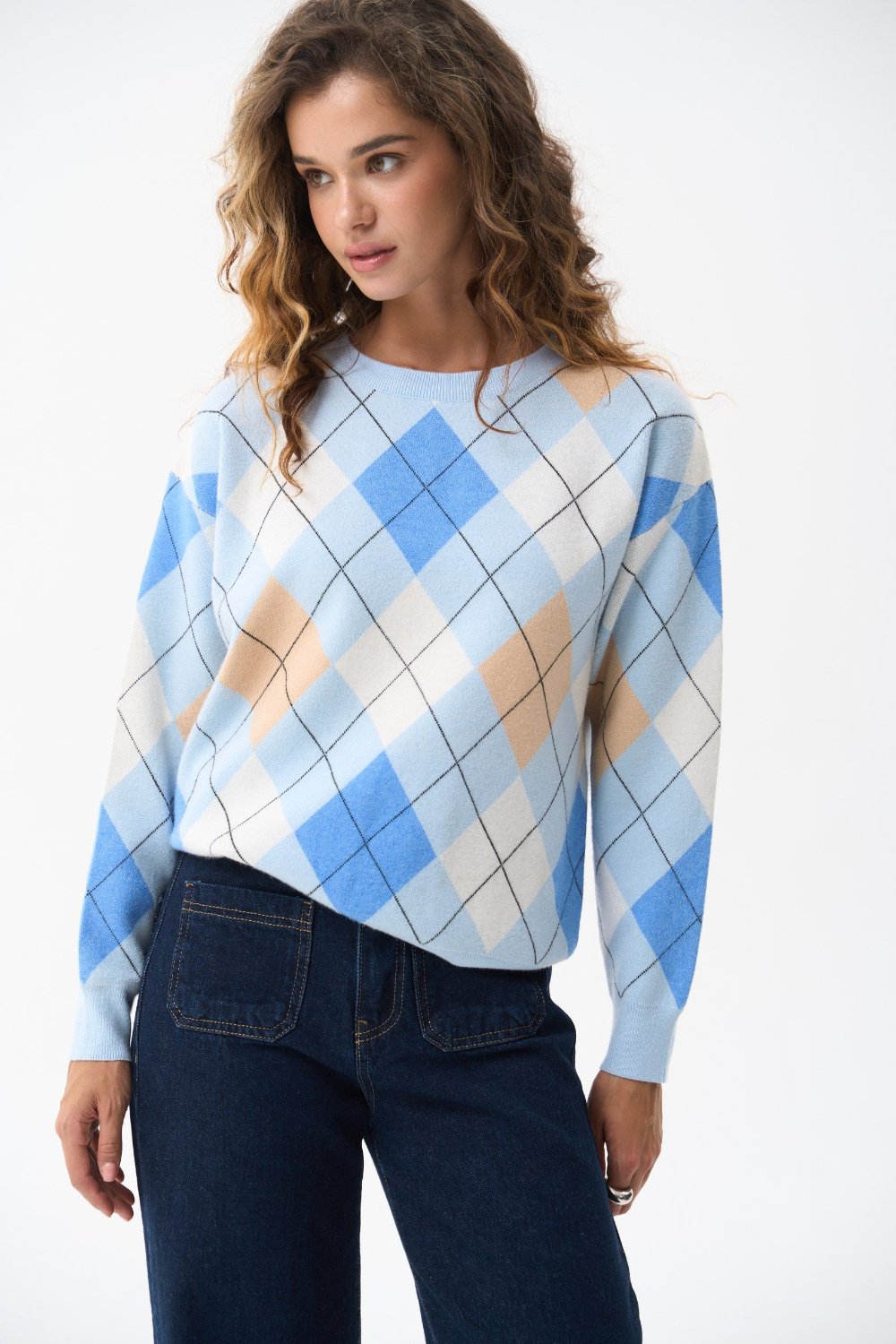 Diamond sweater in color blue