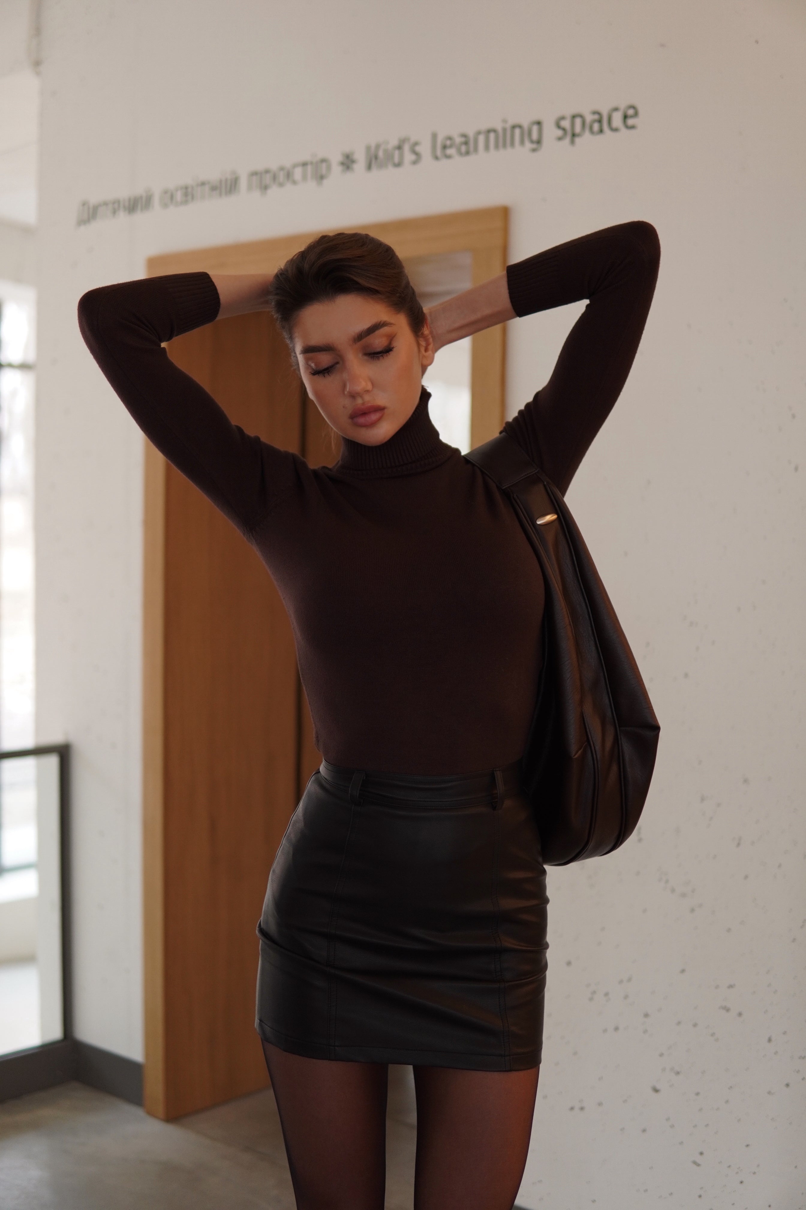 Brown Basic Knit Turtleneck Sweater