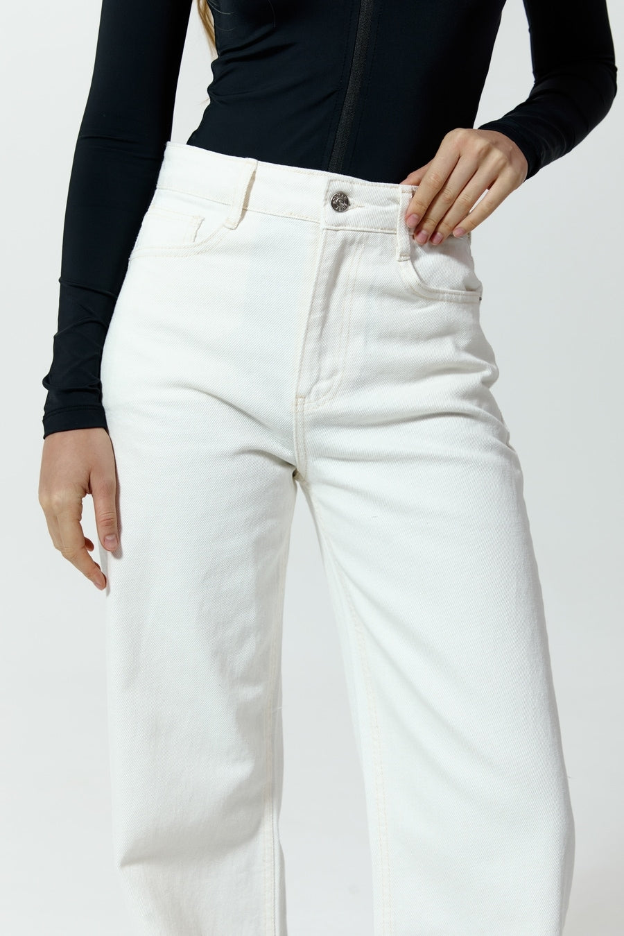 Wide-Leg Jeans, Milk