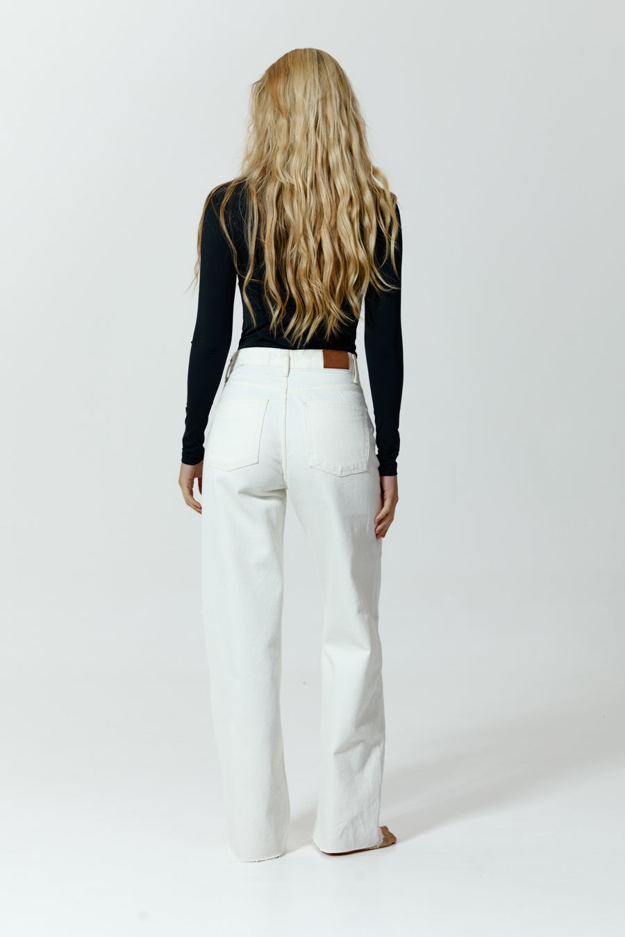 Wide-Leg Jeans, Milk