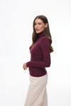 Ribbed turtleneck sweater in color red