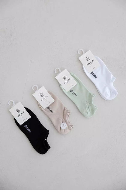 Women_s_ultra-short_socks_in_natural_color_-_0020-L201