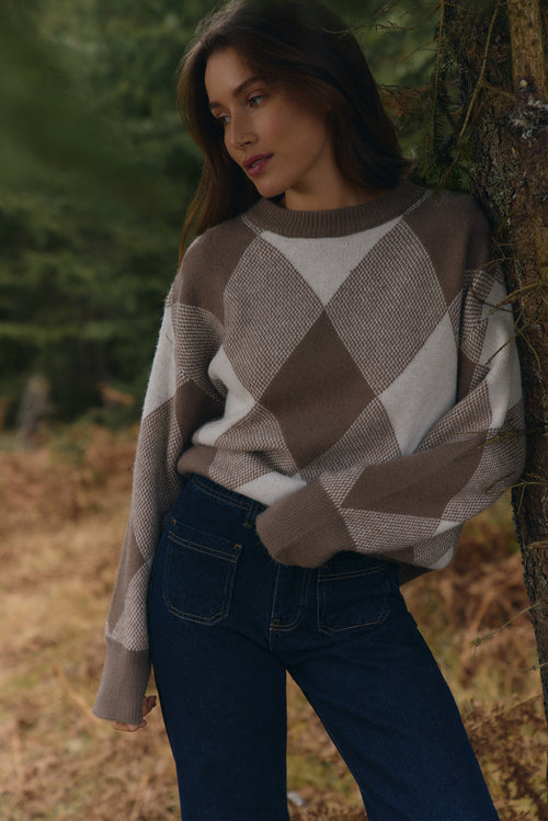 Beige Diamond Pattern Knit Sweater - SOLMAR