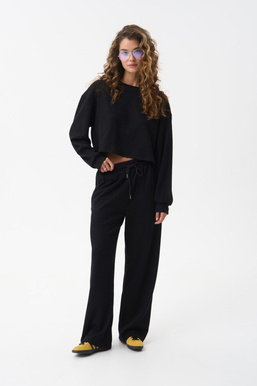 Black Knitted Streight Leg Pants - SOLMAR