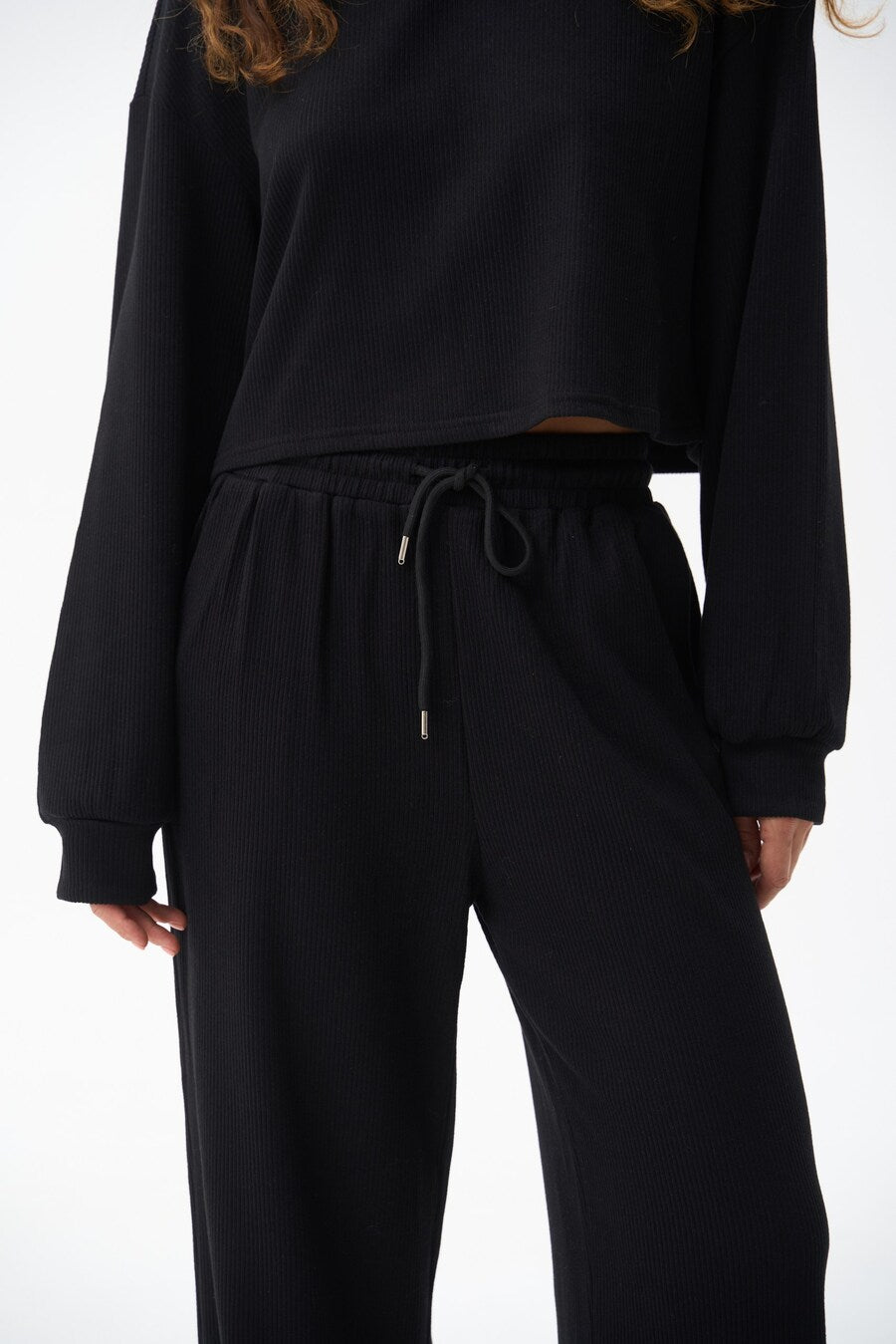 Black Knitted Streight Leg Pants - SOLMAR