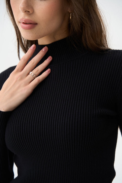Black Rib Knit Turtleneck Sweater - SOLMAR