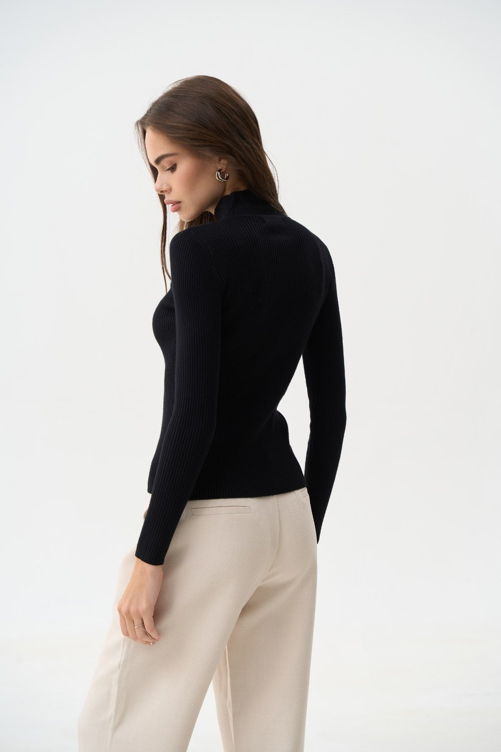 Black Rib Knit Turtleneck Sweater - SOLMAR