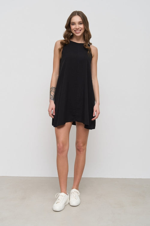 Black Dress with Pockets - SOLMAR