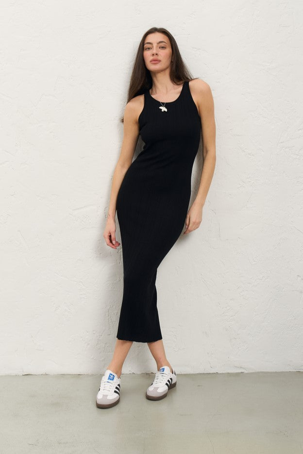 Classic Black Dress - SOLMAR