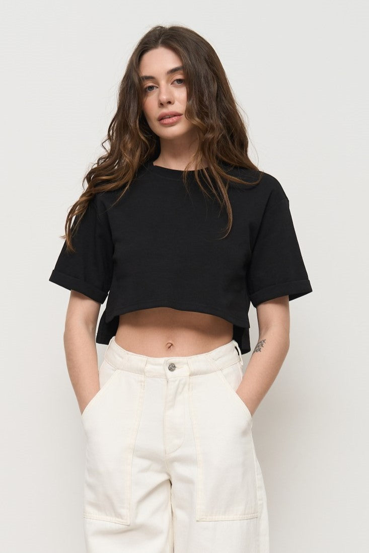 Black Oversized Cropped T-Shirt — SOLMAR
