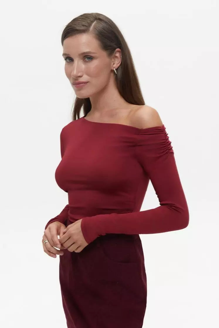 bod-z-v-dkritim-plechem-v-kolor-burgundy-3102