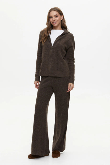 brown-sweatshirt-and-gogger-pants-set-9570