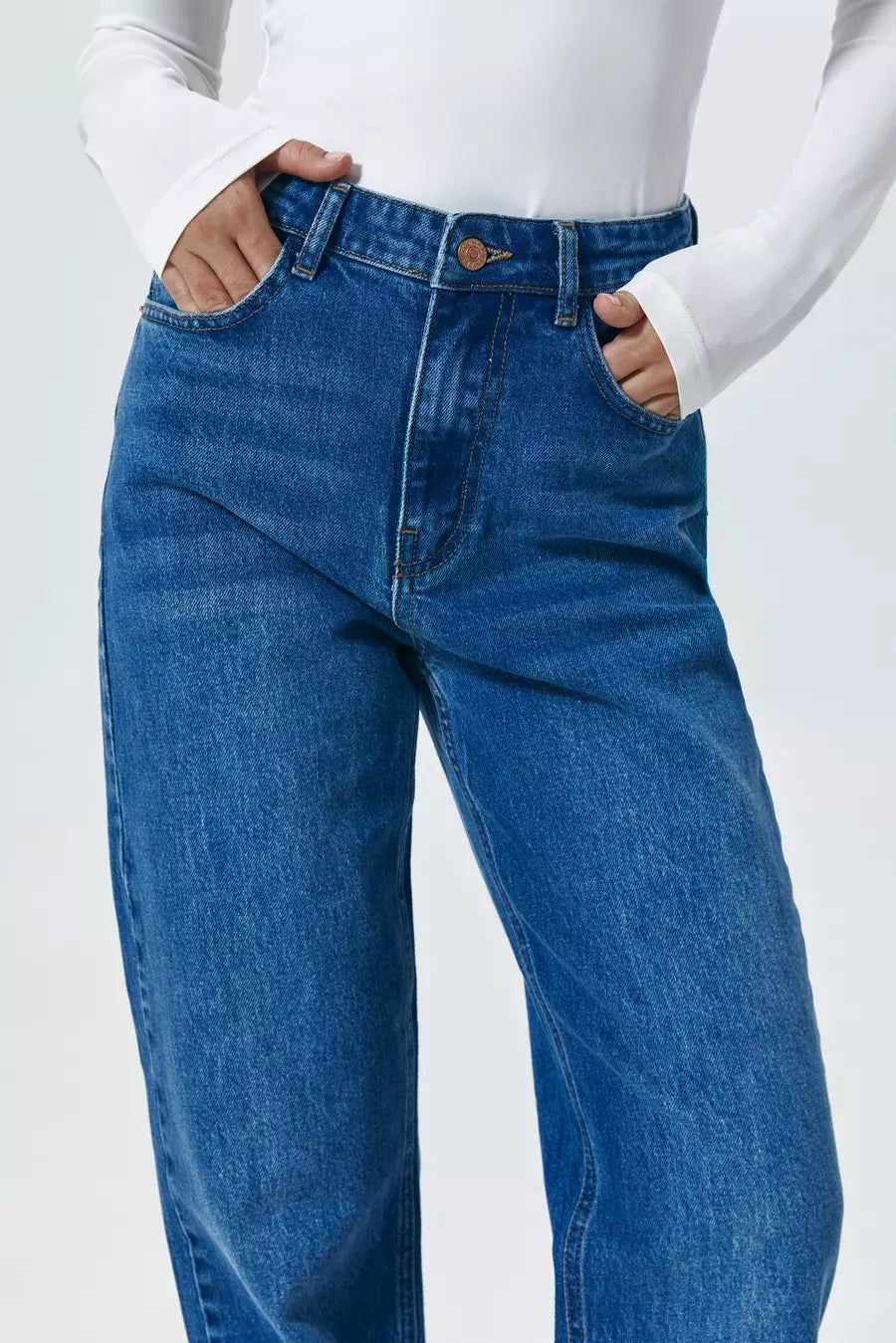 Dark Blue Washed Straight-Leg Jeans
