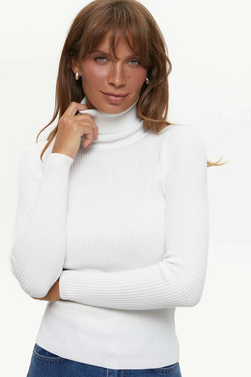 fakturna-trikotazhna-vodolazka-koloru-white-8253
