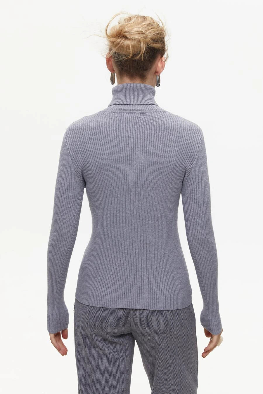 fakturna-trikotazhna-vodolazka-mineral-grey-8253
