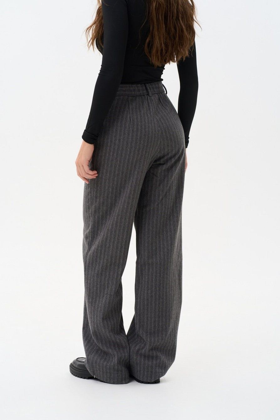 Сlassic striped pants in color grey - SOLMAR