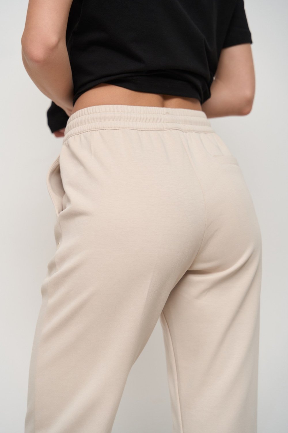 Classic Beige Pants - SOLMAR