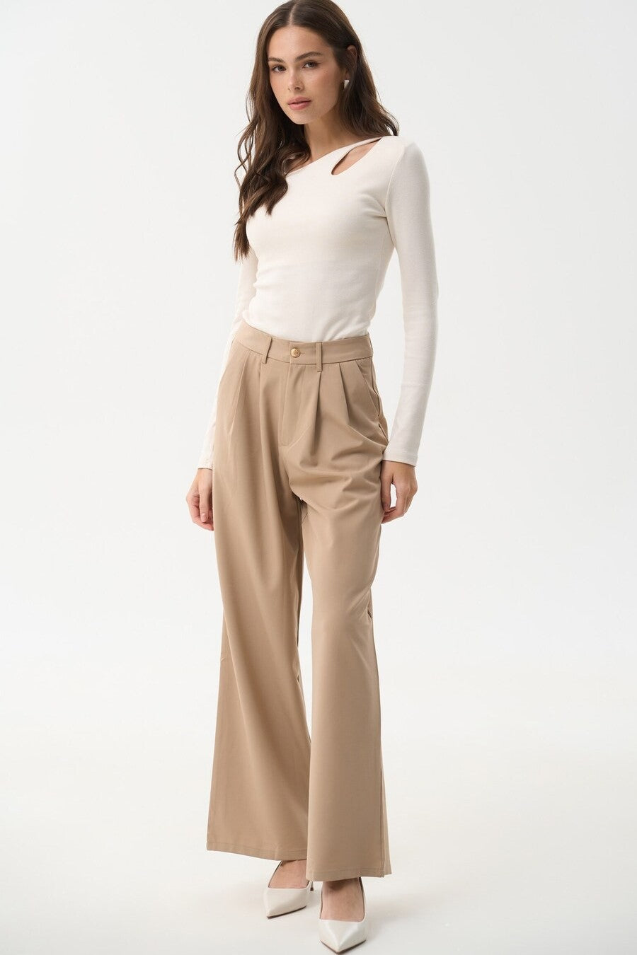 Cream colored wide leg pants best sale