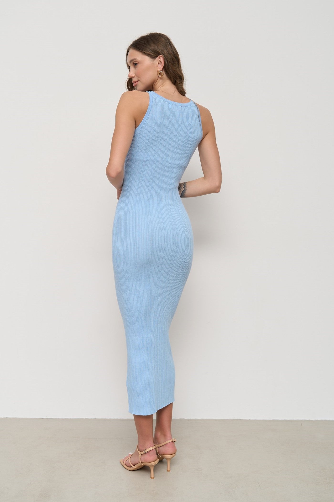 Blue Sleevless Ribbed Knit Midi Dress SOLMAR L Blue Sleevless Ribbed Knit Midi Dress SOLMAR L