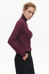 Ribbed turtleneck sweater in color red