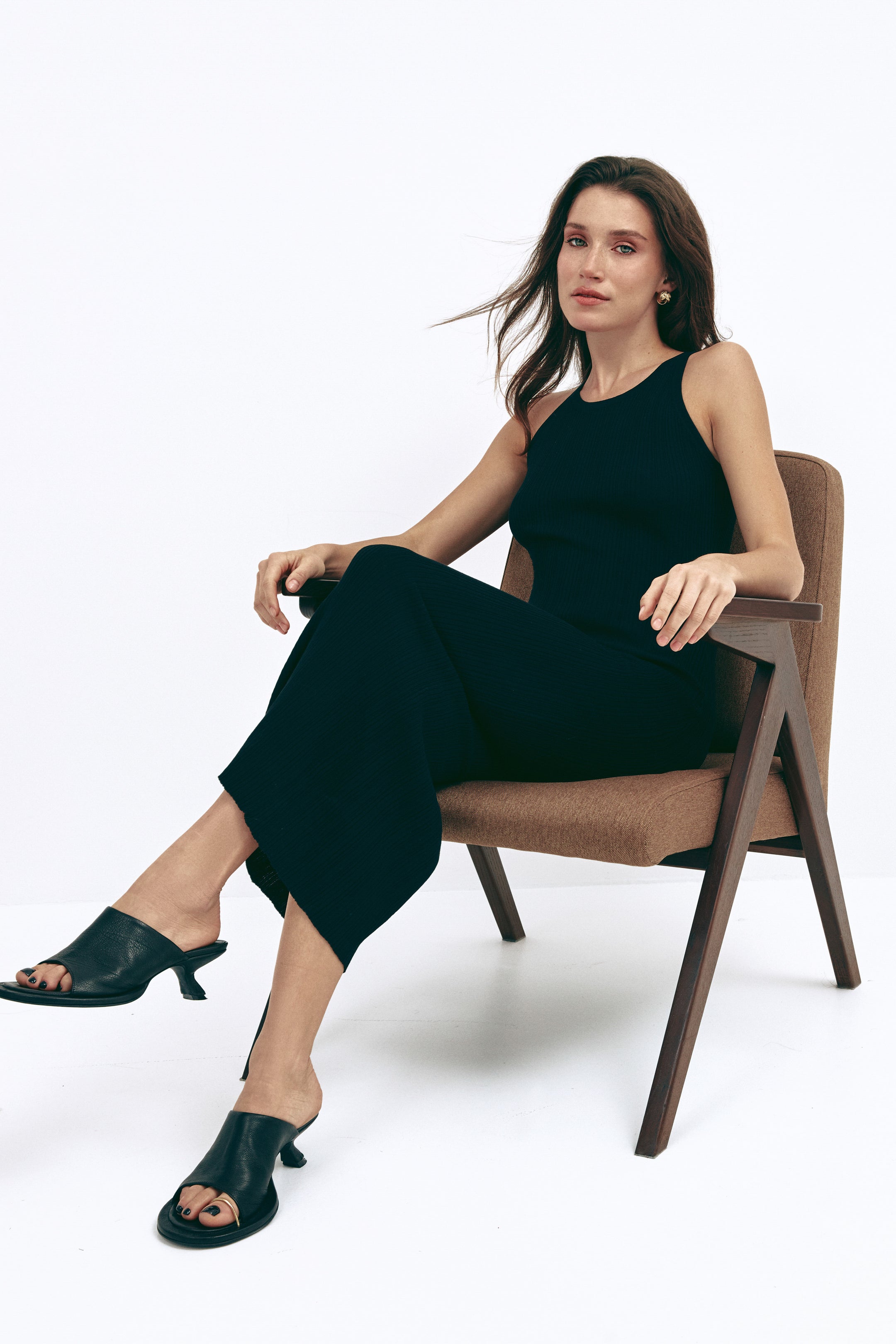 Black Sleevless Ribbed Knit Midi Dress - SOLMAR