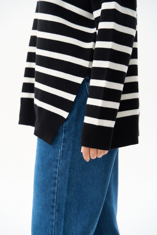 Striped polo sweater in color black