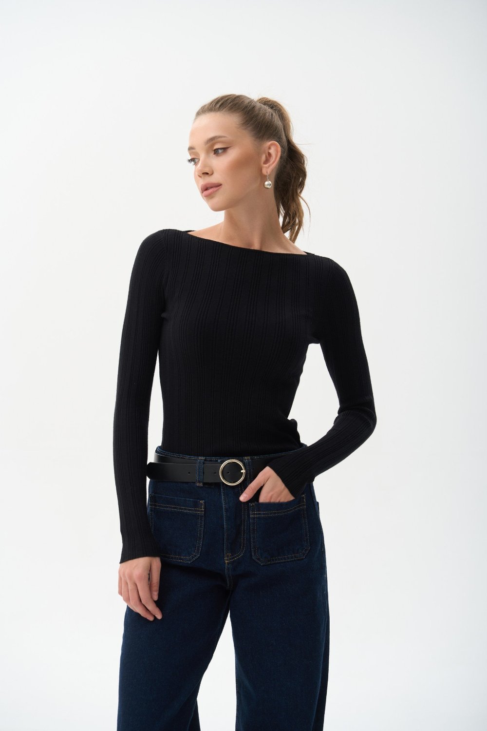 Black Sweater - SOLMAR