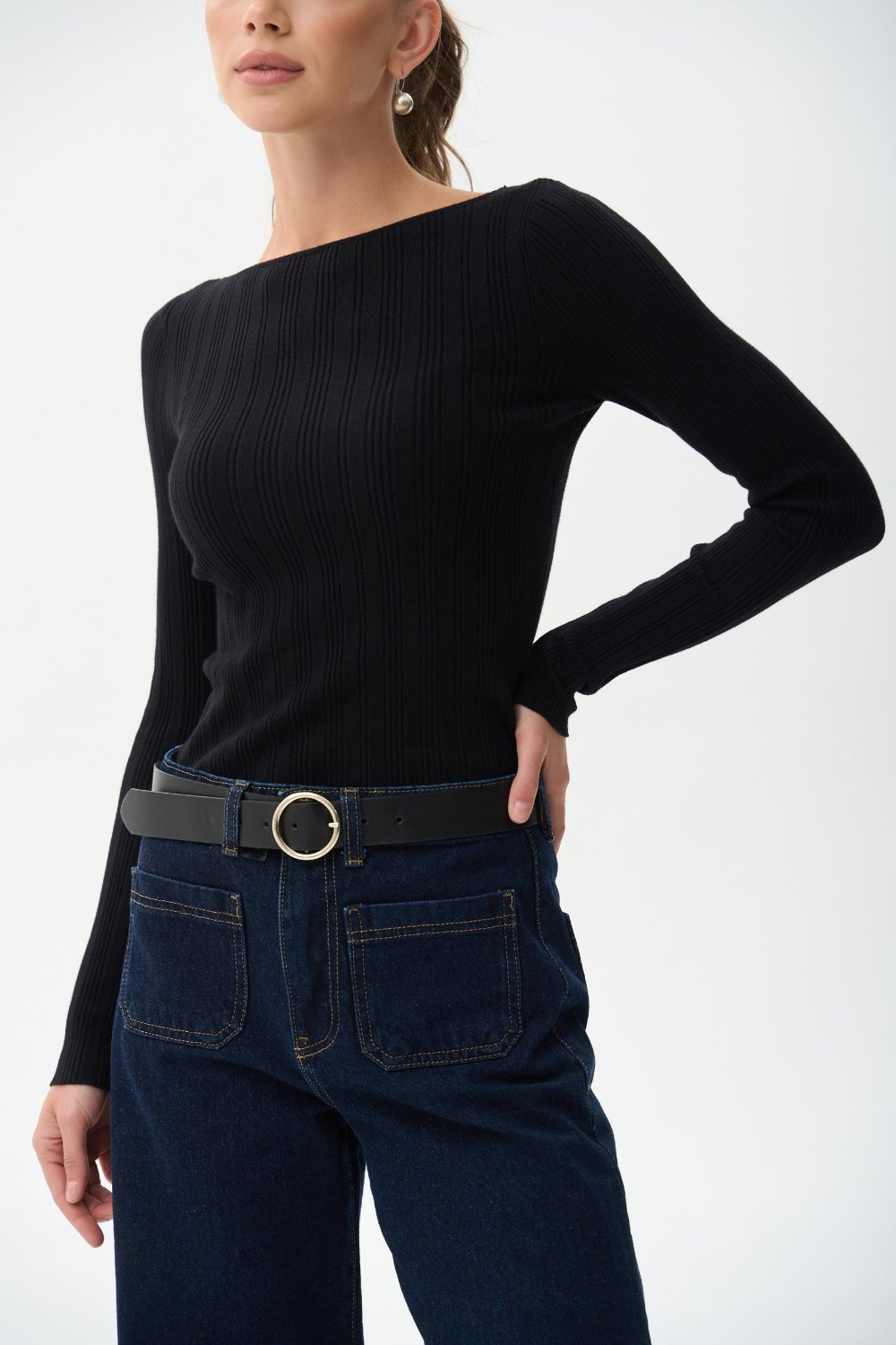 Black Sweater - SOLMAR