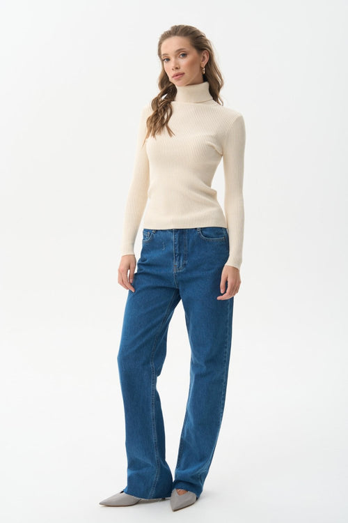 Ribbed turtleneck sweater in color milk - SOLMAR