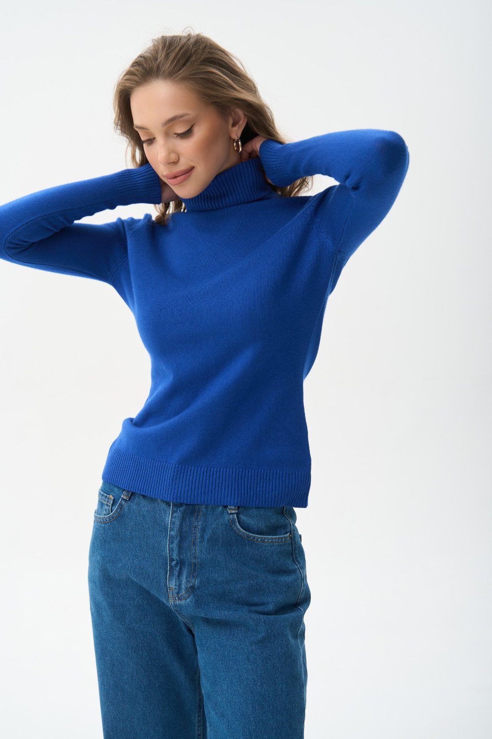 Turtleneck sweater in color blue - SOLMAR