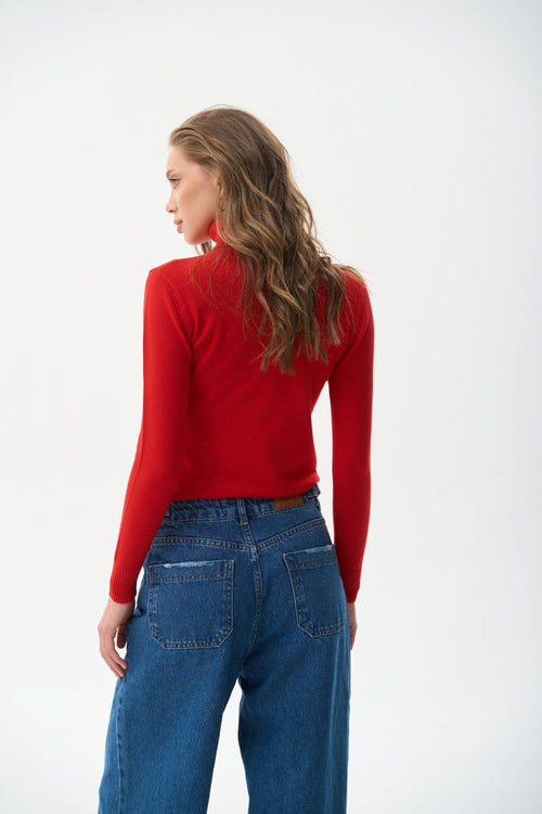 Turtleneck sweater in color red - SOLMAR