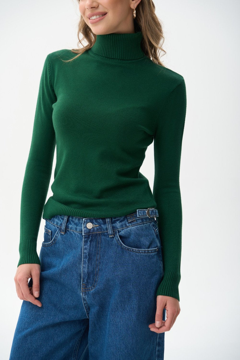 Turtleneck sweater in color green - SOLMAR