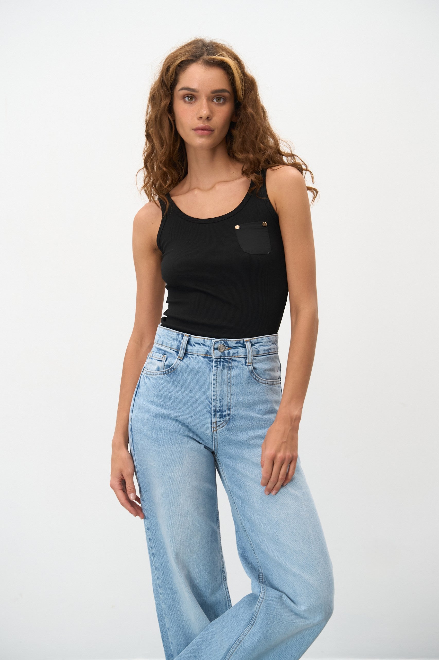 Tank Top with a Black Pocket - SOLMAR